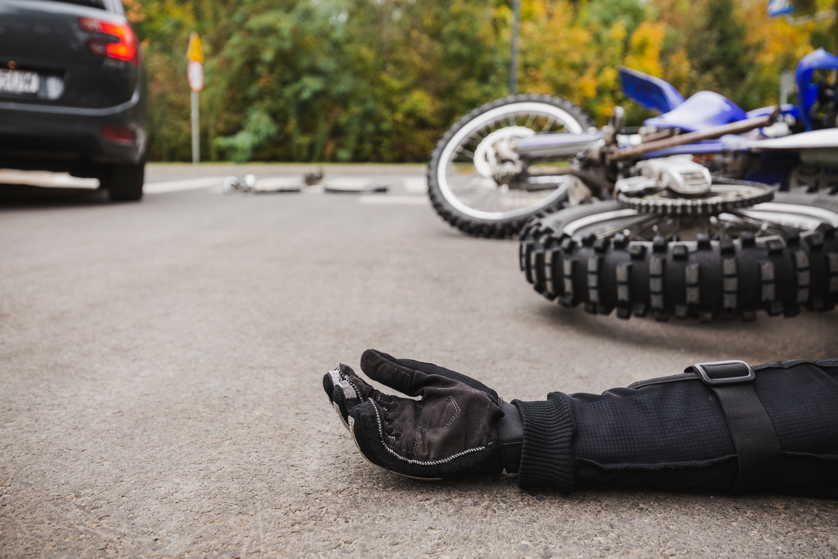 Law Offices of Justin H. King : The Importance of Wearing Motorcycle Safety Gear in Reducing Motorcyclist Injury in a Collision : Motorcycle accidents can have devastating consequences on the rider. Their vulnerability and exposure makes them susceptible to many bodily injuries and even death. Many studies indicate that the head, legs, and arms of a rider are most likely to be injured in a collision. In light of these studies, it is essential that motorcycle riders wear protective clothing and protective gear in order to better protect themselves. When wearing protective gear and clothing, motorcyclists take proactive action to safeguard the following: Shield and comfort from the elements such as sun exposure or small debris, Projection from catastrophic injury as opposed to not wearing the protective garments, The use of reflective materials that could be useful in enhancing the rider’s visibility to other motorists on the highway.